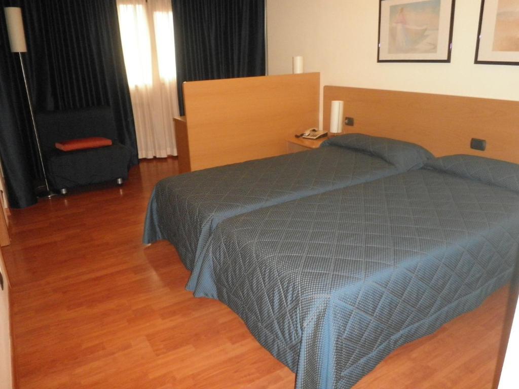 Hotel Selide Desio Zimmer foto