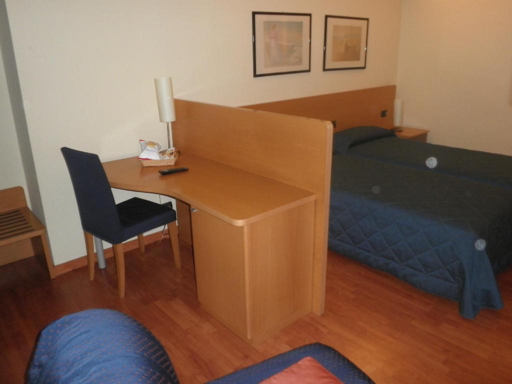 Hotel Selide Desio Zimmer foto