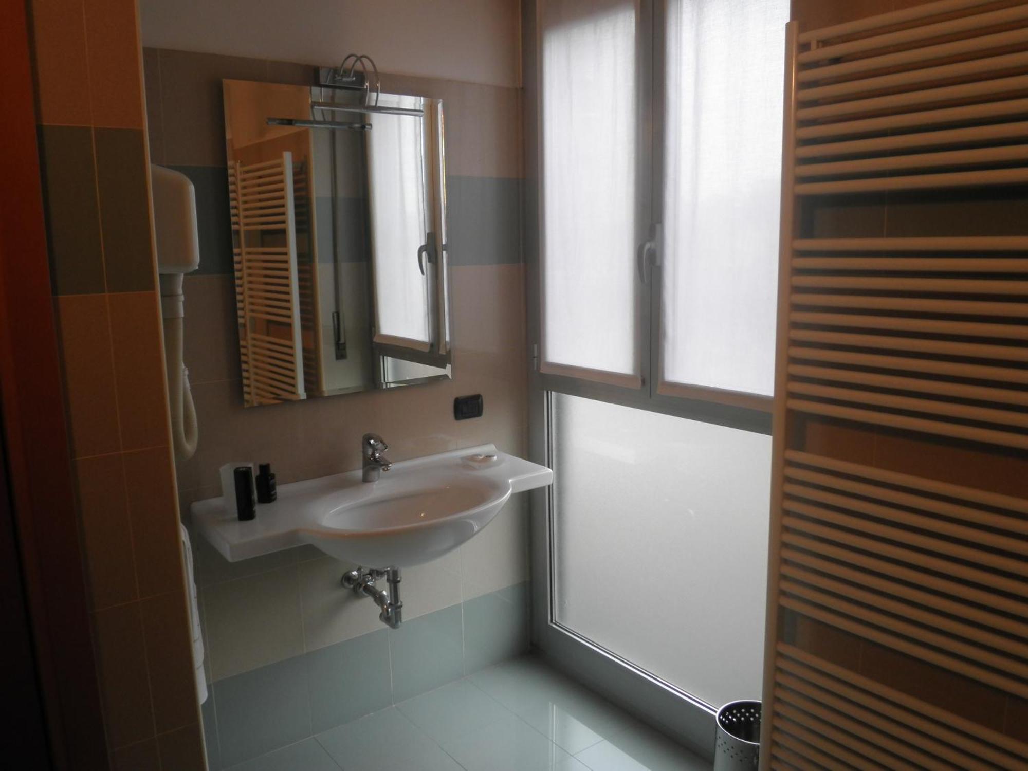 Hotel Selide Desio Exterior foto